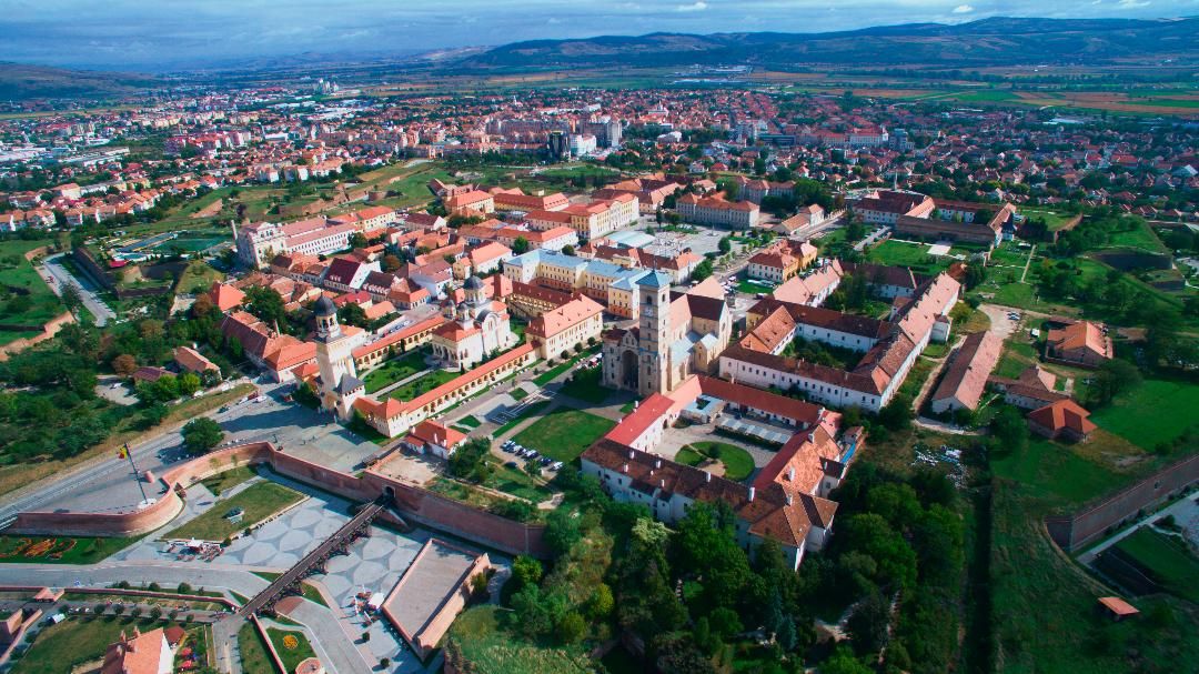 cetatea alba iulia carolina
