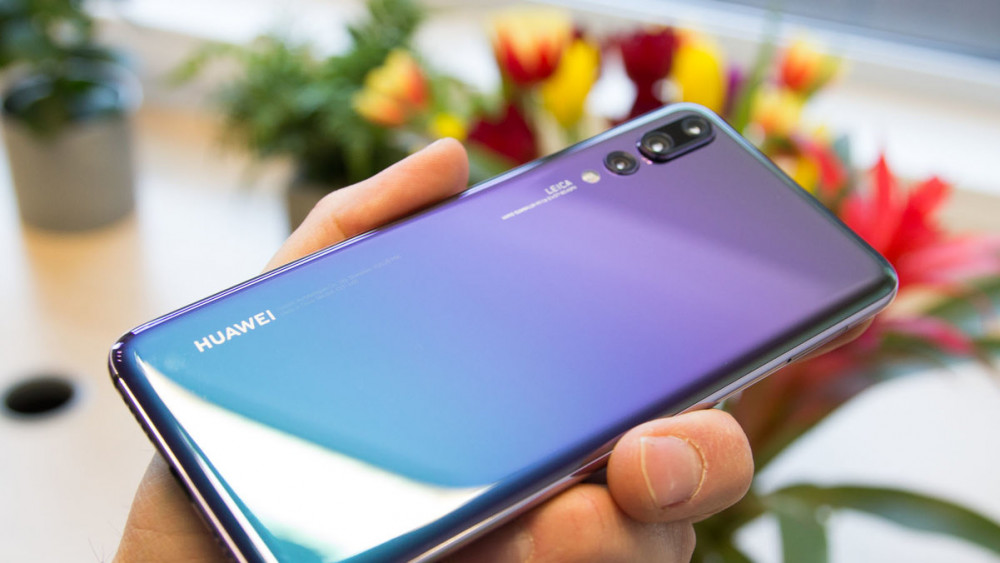 HUAWEI anunță reduceri mari. Ce produse se află pe lista de promoții. Prețurile sunt cu mult mai mici