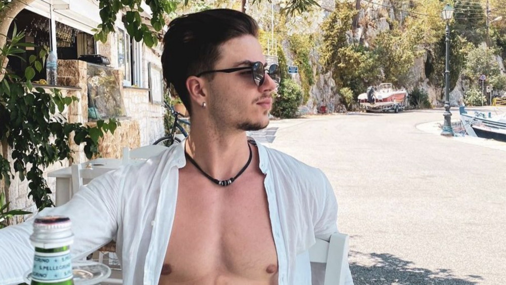 Cine este și cu ce se ocupă Eduard Gogulescu de la Survivor România. A intrat în echipa Războinicilor alături de Alina Radi