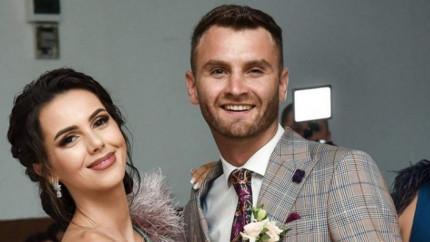 Ce vârstă are și câte clase a absolvit celebra cântăreață Georgiana Lobonț Este mult mai tânără decât pare. De ce a vrut soțul ei Rareș Ciciovan să divorțeze de ea