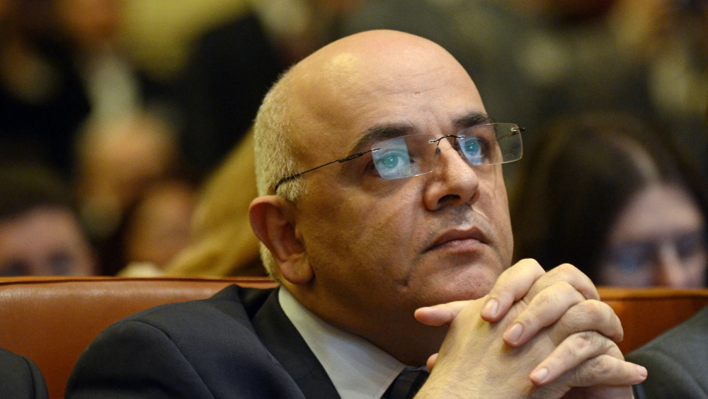 Ce salariu încasează Raed Arafat la Departamentul pentru Situații de Urgență Suma este mult mai mică decât s-ar fi așteptat oricine