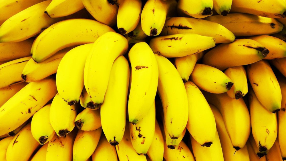 Mănâncă o banană în fiecare zi Iată ce se întâmplă în corpul tău. Beneficii pe care puțini le știu
