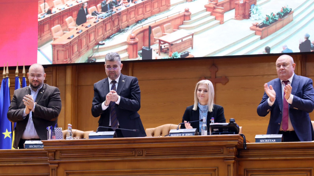 Se dau 2.500 de lei de la stat. Trebuie îndeplinită această condiție. Decizia de ultimă oră luată de premierul Marcel Ciolacu. E oficial