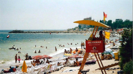 Singura stațiune de pe litoral unde nu mai găsești niciun loc de cazare Grad de ocupare 100. Nu este Mamaia. Cât costă o cameră pe noapte