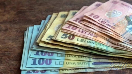Românii vor plăti taxe mai mari ca oricând în 2024 S-a schimbat legea pe ultima sută de metri Acum se apropie de valoarea celor din Germania. Cine sunt cei vizați