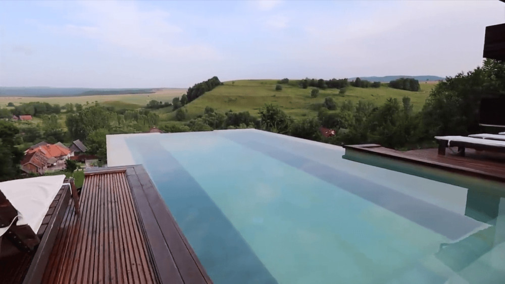 Locul din România care aduce foarte mult cu Bali Peisajul este superb iar prețurile sunt mai mult decât decente