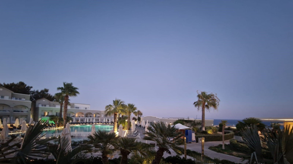 Am mers în Grecia în Rodos pentru a vedea care este situația reală după incendii. Merită să mergi în vacanță aici