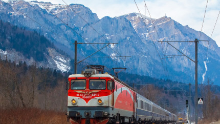 Reducere de 50 la biletele de tren începând cu 1 octombrie. Este cea mai bună veste. Cine sunt românii eligibili. Este o categorie complet nouă.