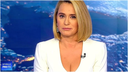 Diagnostic crunt pentru Andreea Esca. Boala năucitoare de care suferă vedeta PRO TV. Este obligată să se retragă o perioadă