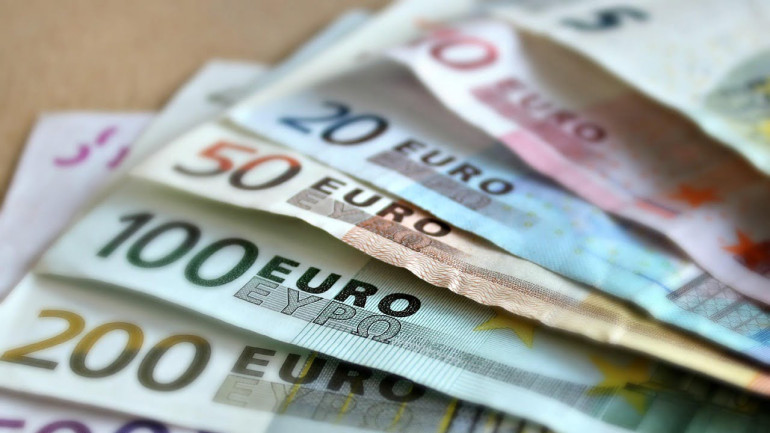 Când ar putea adera România la moneda EURO cel mai devreme. Are 4 criterii de îndeplinit mai întâi