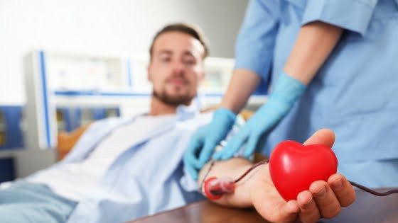 Se dau bani în plus de acum celor care donează sânge Suma a crescut de patru ori. În plus se oferă și o serie de reduceri. Lista completă a beneficiilor