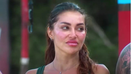 Elena Ionescu s-a descalificat singură la Survivor All Stars Gest oribil din partea Faimoase Toți fanii vor fi oripilați când vor afla ce a făcut