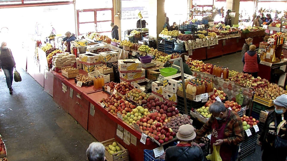 Prețul cu care se vinde un kilogram de urzici în București. Suma este enormă. De ce costă atât de mult