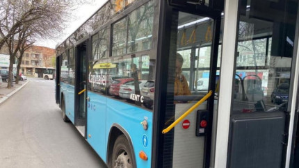 Bani de la stat și gratuitate în transportul în comun. Românii care pot primi vouchere în 2025