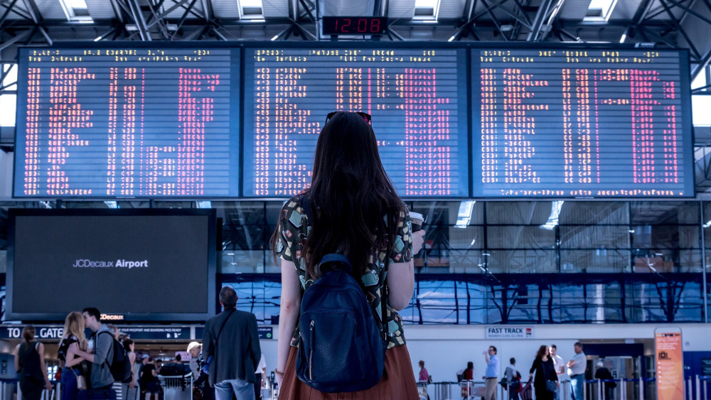 S-a introdus o nouă taxă dacă mergeți în aceste orașe. Se consideră turistică. Câți bani trebuie să achitați pe zi dacă ajungeți în aceste locuri