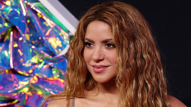 Cine a devenit noul iubit al celebrei Shakira Joacă într-unul dintre cele mai populare seriale de pe Netflix și este cu 17 ani mai tânăr și