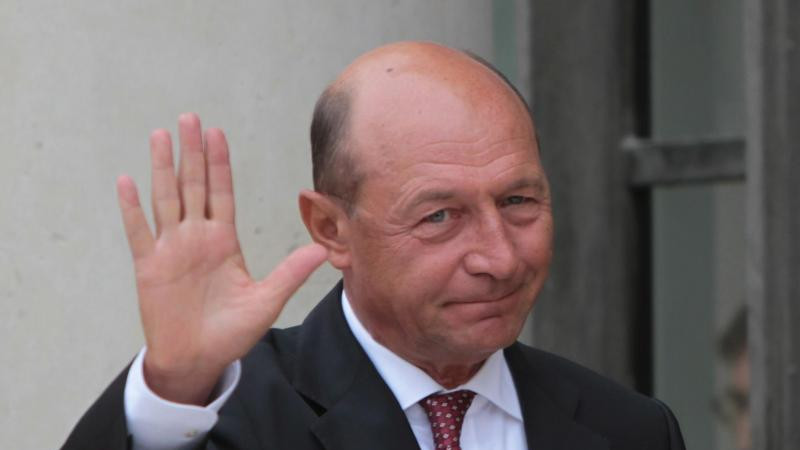 Se retrage Călin Georgescu din cursa pentru alegerile prezidențiale Traian Băsescu dezvăluiri de ultimă oră. Ce a spus și despre Elena Lasconi
