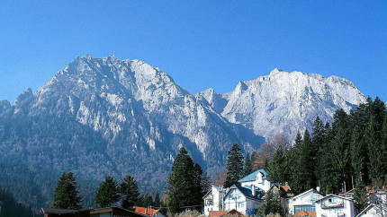 Adio Cluj Sibiu sau Sighișoara Orașul din România considerat cel mai frumos de către turiștii străini Este o comoară ascunsă a Europei