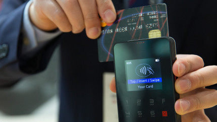 Da Se întâmplă Plăți fără card fizic sau virtual în România. BNR a aprobat un nou sistem de plată