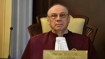 Președintele CCR Marian Enache primește 12.767 euro luna doar din pensii speciale. Ce sumă enormă primește lunar și ca judecător. Este revoltător
