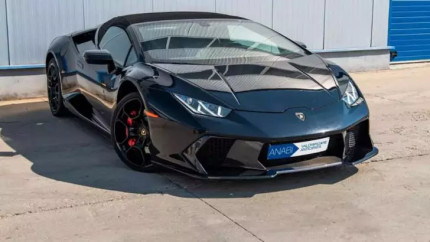 Statul a scos la licitație o super mașină de lux un Lamborghini Huracan. Suma cerută este redusă considerabil