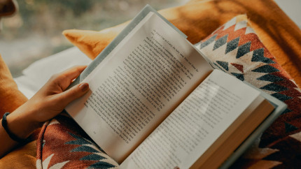 Aproape 5 din 10 adolescenți din România sunt analfabeți funcțional. Ce înseamnă în detaliu acest lucru