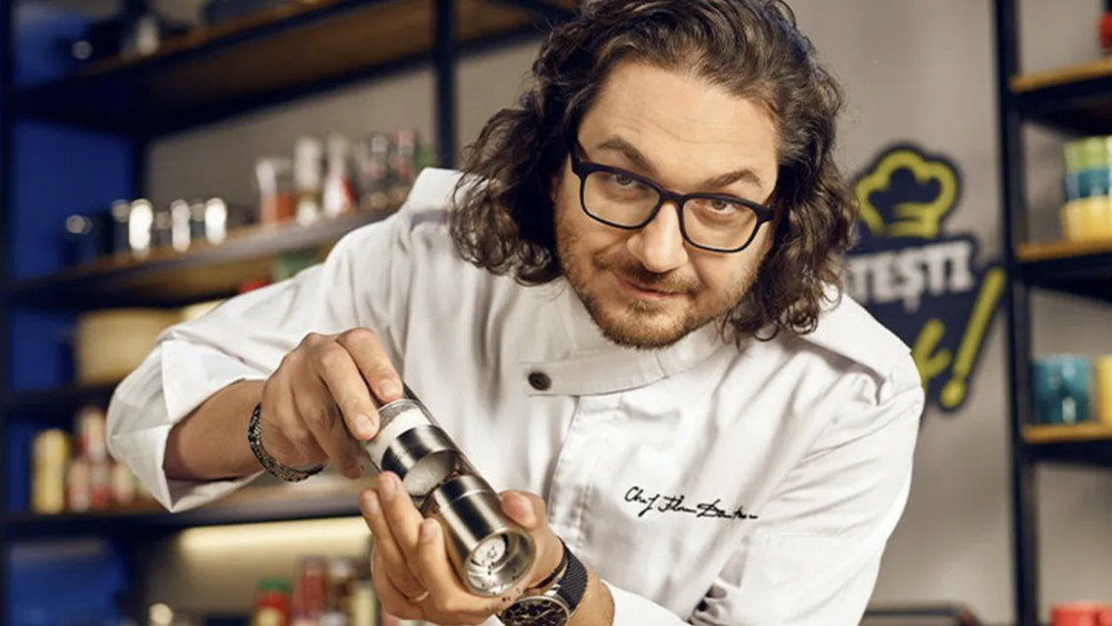 Rețetă cele mai bune clătite din lume. Cum le prepară chef Florin Dumitrescu pentru a ieși mai pufoase. Ingredientul cheie preluat din bucătăria franceză