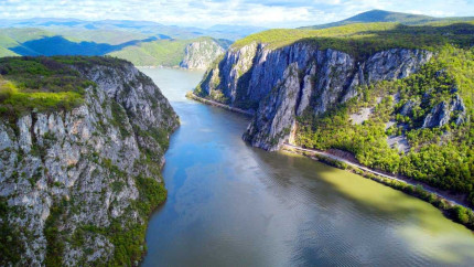 Cea mai frumoasă destinație din România în anul 2025. Mii de turiști străini vin aici. Este un adevărat Paradis dar foarte puțin promovat în țară