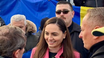 Cine este cu adevărat Anamaria Gavrilă lidera partidului POT Ce studii are și cine este noul ei iubit. Ce relație a avut și cu celebrul Călin Donca