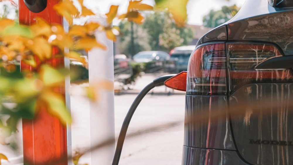 Top 5 mașini electrice care se încarcă rapid Ajung la 80 în doar 20 de minute. Sunt și foarte sigure și ușor de condus