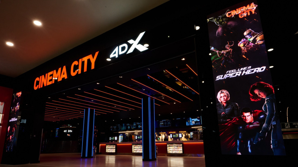 Orașul din România unde Cinema City a deschis prima sală multifuncțională cu ecranul cât un bloc. Experiență aici este unică rulează și efecte speciale sincronizate cu filmul