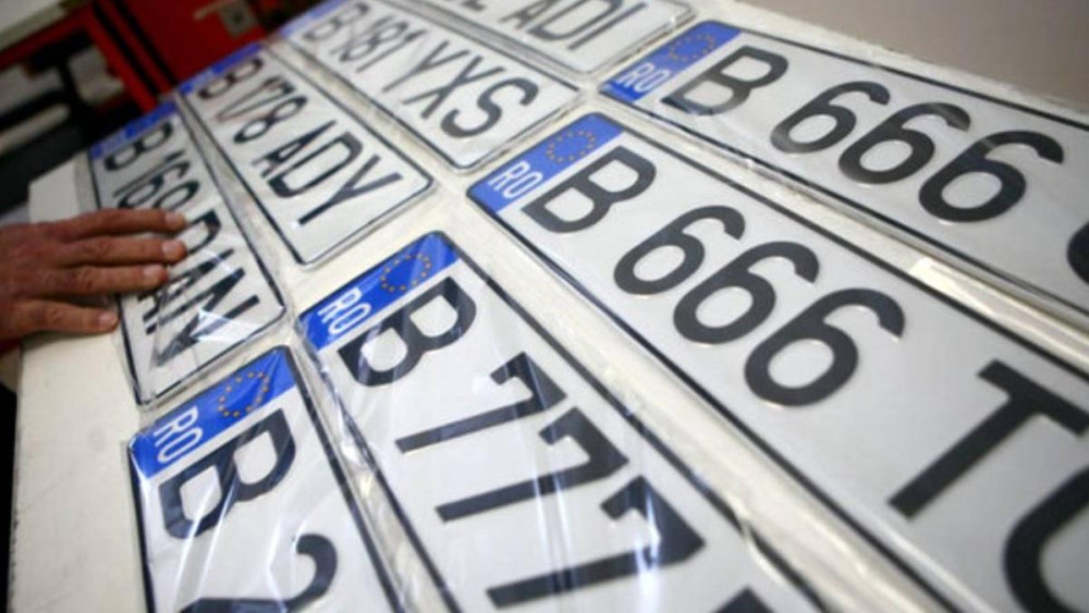 Se schimbă modul de înmatriculare a mașinilor în România Cum se va proceda cu plăcuțele de înmatriculare