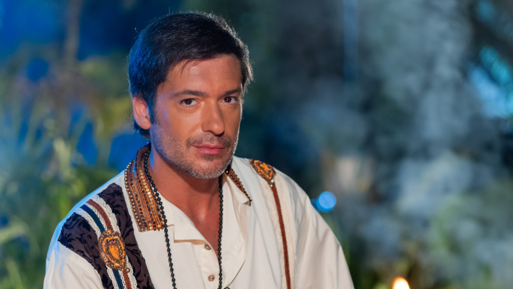 Începe noul sezon Insula Iubirii la Antena 1 Cât costă să vezi în avanpremieră primul episod la Berăria H alături de Radu Vâlcan și de ispite