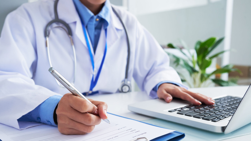 Cât costă spitalizarea la stat în România dacă nu ești asigurat la CNAS. Sumele sunt uriașe în funcție de specializarea medicală