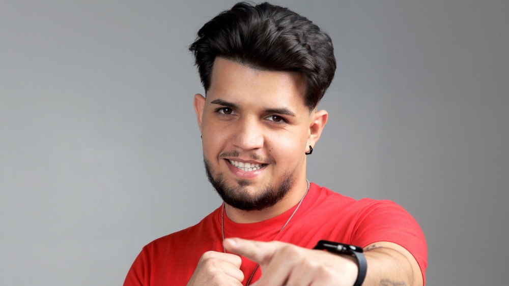 Cântărețul de manele Babasha și Vladimir Drăghia au semnat cu PRO TV Lista completă a concurenților din show-ul Desafio