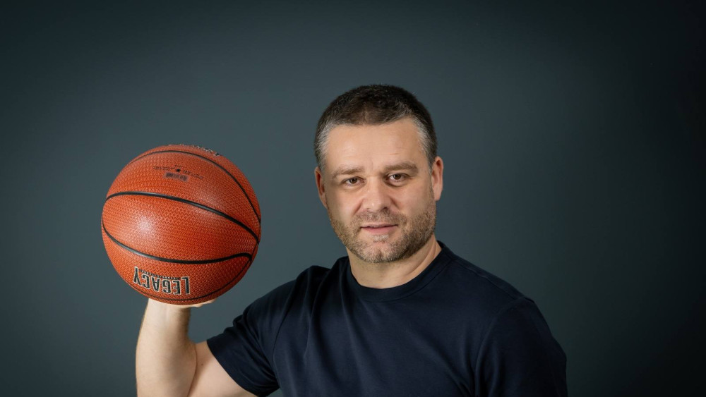 Acuzații grave legate de Liceul Teoretic Marin Preda Primarul Sectorului 6 Ciprian Ciucu somat direct Nimeni nu răspunde