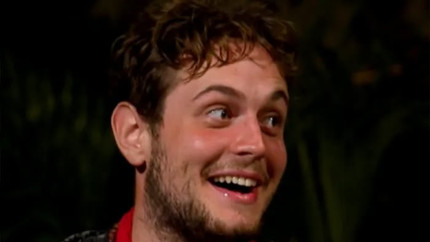 UPDATE Aris Eram eliminat de la Survivor România 2026 după ce s-a luat la bătaie cu Gabi Tamaș. Antena 1 a vrut să țină secret incidentul