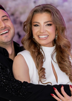 Ce tarif are Valentin Sanfira pentru o nuntă sau botez în 2026 și câți bani cere și Codruța Filip Prețurile s-au modificat