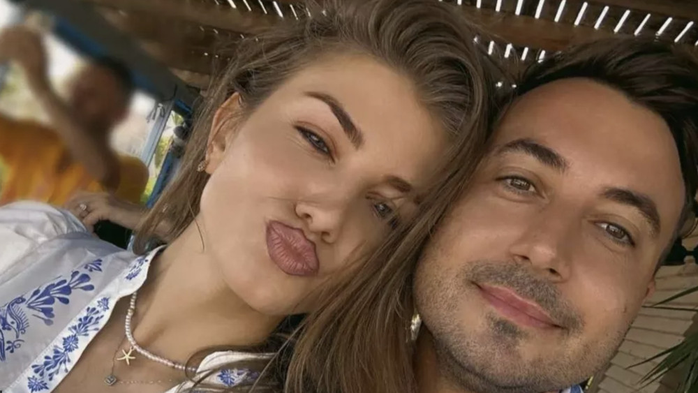 Cine este noua iubită a lui Valentin Sanfira Deja s-a afișat public cu ea. Ce reacția a avut Codruța Filip