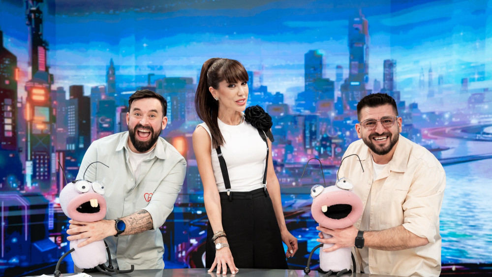 Cine este cu adevărat Denise Rifai Ce studii are cine este tatăl ei bogat și ce bărbat celebru i-a frânt inima