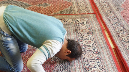 Cât este salariul mediu în Iran în 2026 și ce reguli stricte impuse de actualul regim trebuie să respecte cetățenii