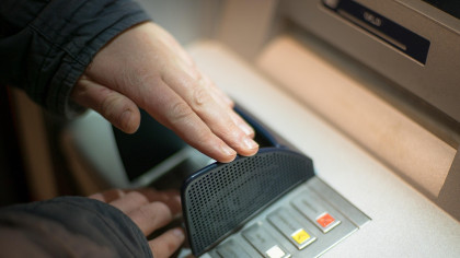 Top 5 bănci din România cu cele mai mici dobânzi la credite în mai 2026 Raiffeisen Bank are o promoție în desfășurare