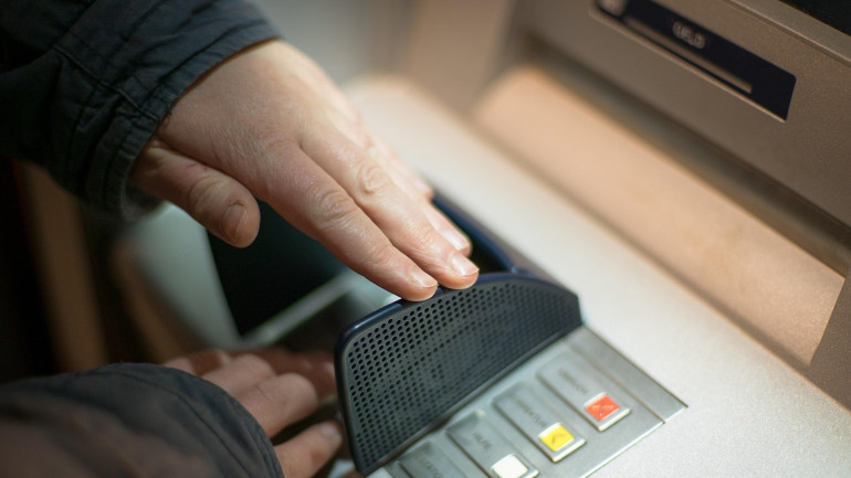 Top 5 bănci din România cu cele mai mici dobânzi la credite în mai 2026 Raiffeisen Bank are o promoție în desfășurare