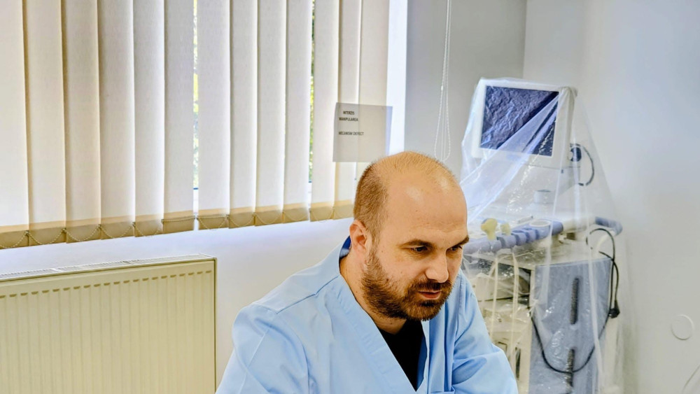 Când devine fatală o criză de rinichi Dr. Lucian Vintilă medic urolog avertizează asupra simptomelor care trimit pacientul direct la Urgență