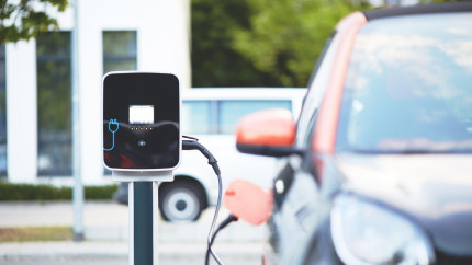 Prăbușire istorică pentru mașinile electrice în România Modelul iubit de mii de șoferi care a înregistrat vânzări dezastruoase în 2026