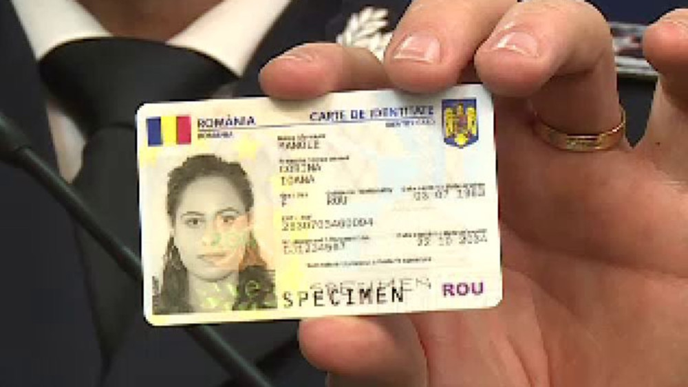 Cât va costa noul buletin electronic cu cip de la finalul lunii august și când devine obligatoriu pentru toți românii. Se obține gratuit până pe 30 iunie