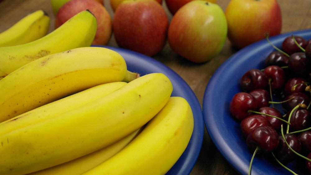 De ce cireșele românești se vând în țară mai scump decât bananele aduse din Africa sau America există o explicație
