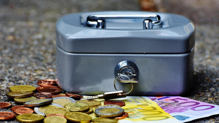 Țara din Europa care a eliminat aproape complet banii cash Cum a ajuns la 98 plăți cu cardul și ce cere acum guvernul
