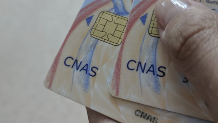 Adio card de sănătate și hârtii la doctor de la 1 septembrie 2026. Apare E-Sănătatea Mea ce înseamnă pentru pacienții fără smartphone și pentru medici